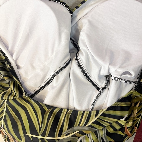 NWOT Shein Multicolored Tropical Safari One Piece Swim Suit - Picture 6 of 11